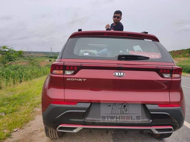 Kia Sonet GT Line Price 