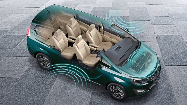 Mahindra KUV100 NXT Marazzo Image