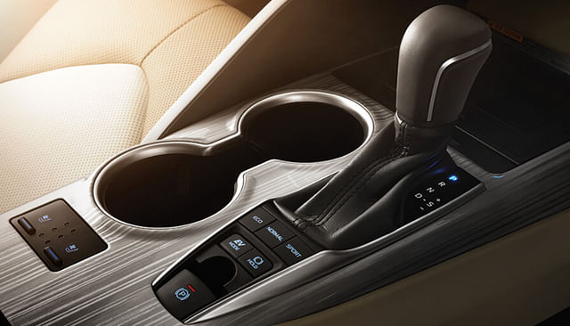 Toyota Camry Review gears