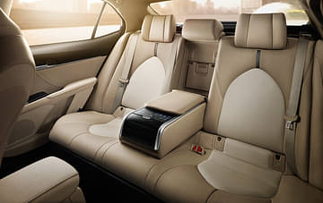 Toyota Camry Review rear seat