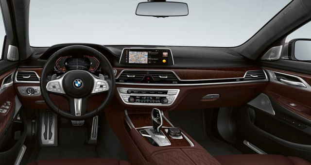 BMW 7 Series Review interiors