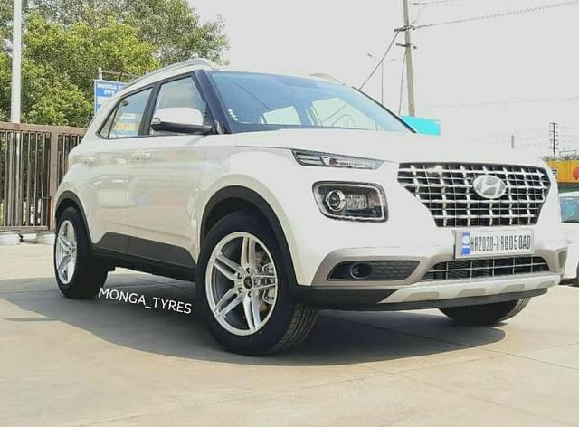 Hyundai Venue Alloy Wheels
