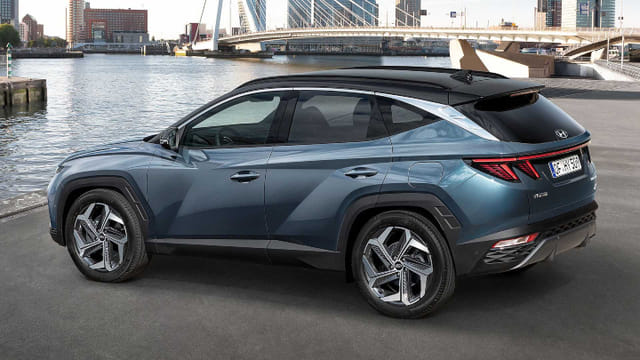 2021 Hyundai Tucson side