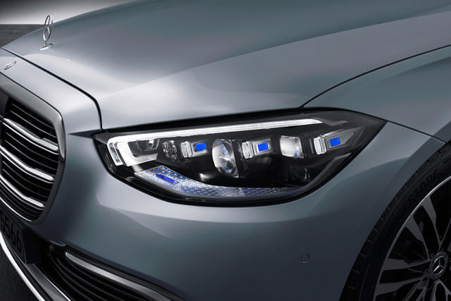 2021 Mercedes-Benz S-Class led headlights