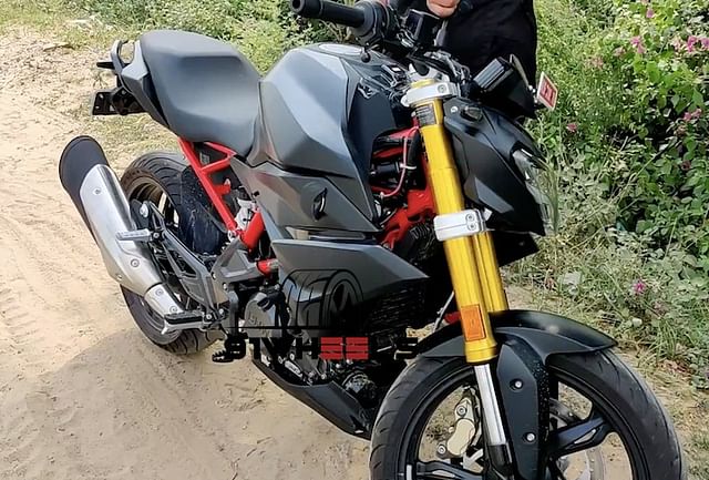 BMW G310 R BS6 Price
