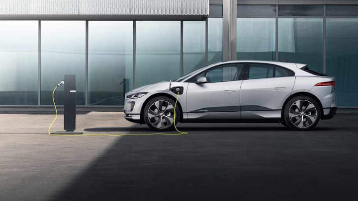 Indian Highways to Get EV-Charging Stations Every 40-60 km