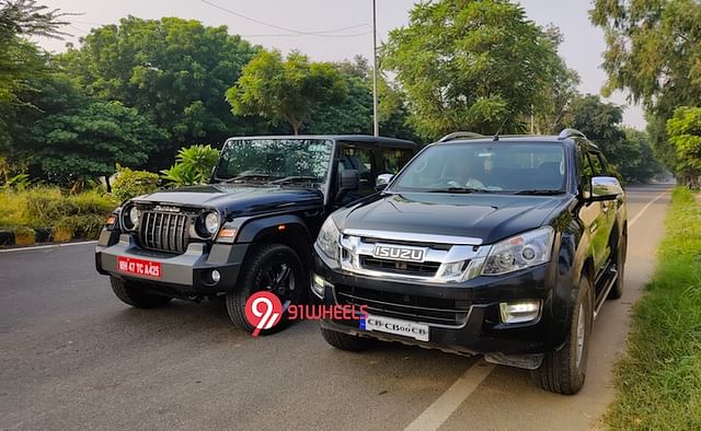2020 Mahindra Thar vs Isuzu D-Max V-Cross Image