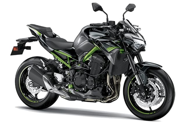 2021 Kawasaki Z900 BS6 Price and Review
