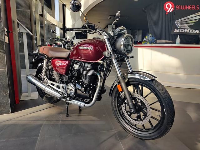 Honda CB 350 RS vs H'Ness CB 350