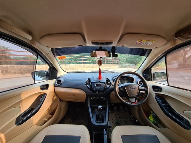 ford aspire interiors
