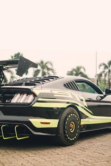 modified Ford Mustang