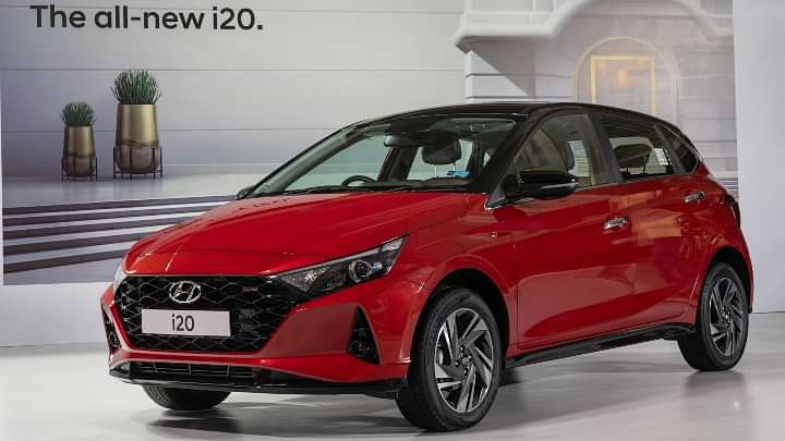 Hyundai i20 Variants Jazzed Up; Sportz Trim Gets Auto AC, Cruise Control And More