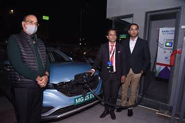 MG Motor India Agra's First-Ever Superfast EV Charger