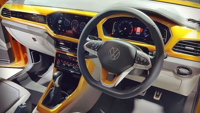 Volkswagen Taigun vs Skoda Kushaq