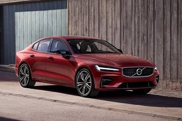 2021 Volvo S60 front