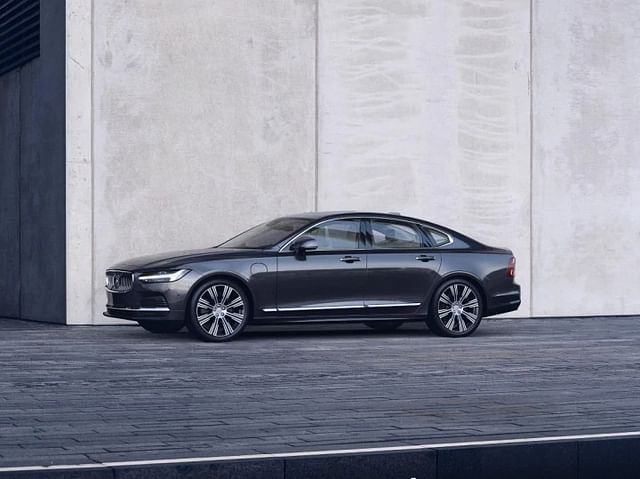 Volvo S90 facelift Image
