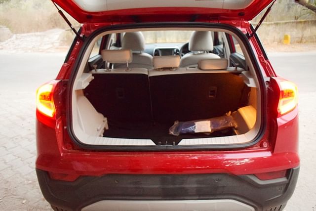 Mahindra XUV300 Petrol Manual Review