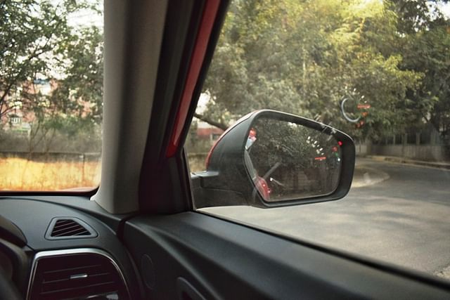 Mahindra XUV300 Petrol Manual Review