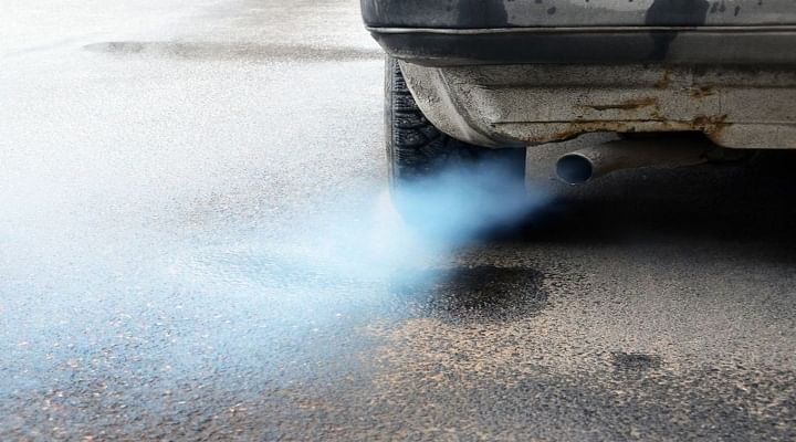 Methods Of Eliminating Blue Smoke From The Exhaust Of The Car
