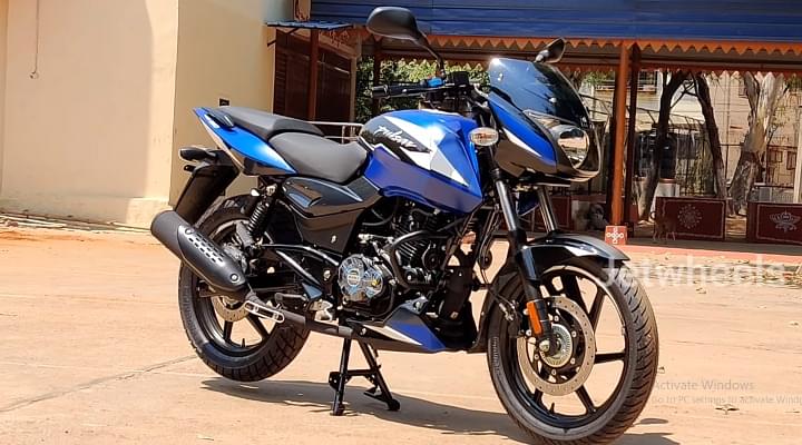 New Matte Blue, White, Red, Black Colours For 2021 Bajaj Pulsar 150 - Have A Look