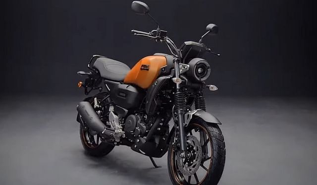2021 Yamaha FZ-X vs Hero Xpulse 200T BS6