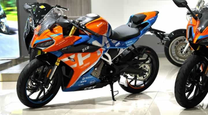 CFMoto 250SR Race edition Spotted: Will It Compete With KTM RC200? CFMoto 250SR Race edition Spotted: Will It Compete With KTM RC200?