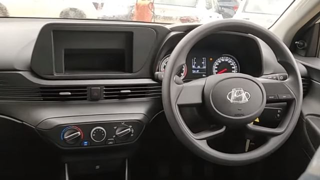 Hyundai i20 Era Base Variant Interior