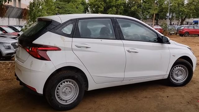 Hyundai i20 Era Base Variant