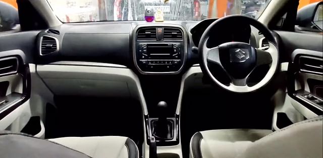 Maruti Brezza Modified Interiors