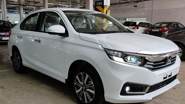 2021 Honda Amaze Facelift - Old vs New Price List