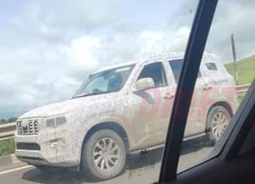 2022 Mahindra Scorpio Front Side Profile