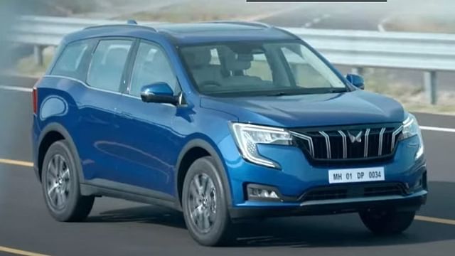 2021 Mahindra XUV700