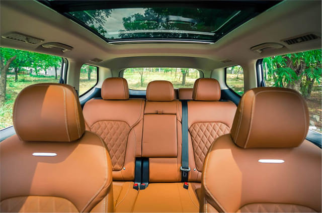 MG Gloster 7-Seat Savvy Variant 