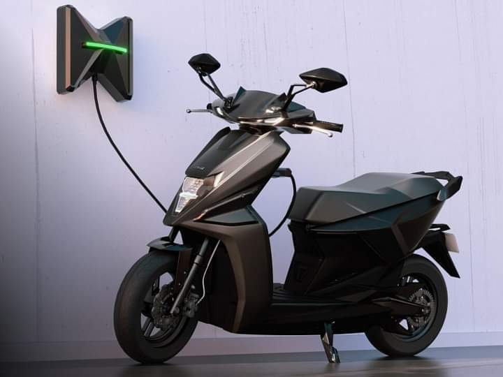 Delhi Government Plans EMI Facility For Government Employees To Purchase Electric Two Wheelers