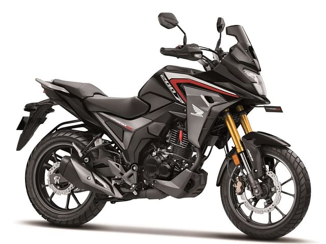 Honda CB200X vs hero xpulse 200 4v comparison