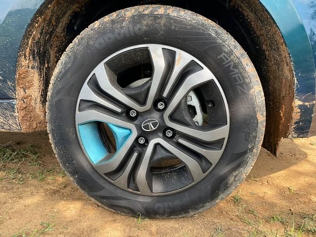 2021 tata tigor ev review images hyperstyle wheels