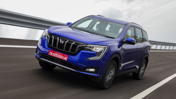 Mahindra XUV700 Select Variants Price Slashed By Rs 6,000 Mahindra XUV700 Select Variants Price Slashed By Rs 6,000