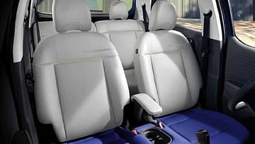 hyundai casper interior front seats