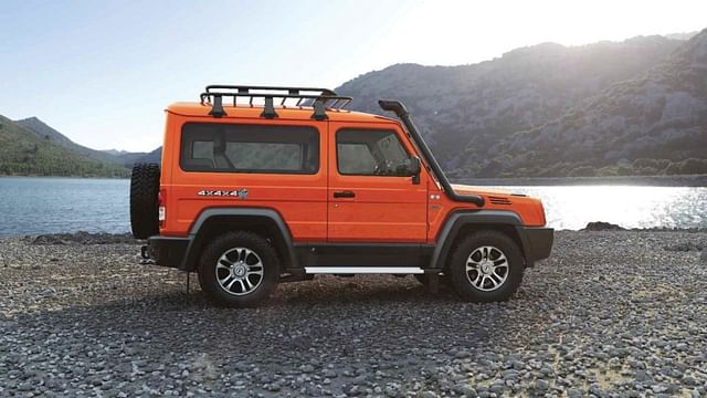 2021 force gurkha official image side profile