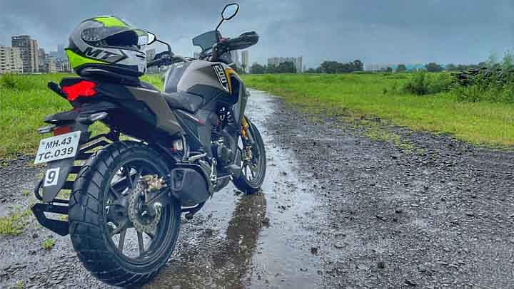 Honda CB200X Review - Hornet With a Tinge of Adventure?