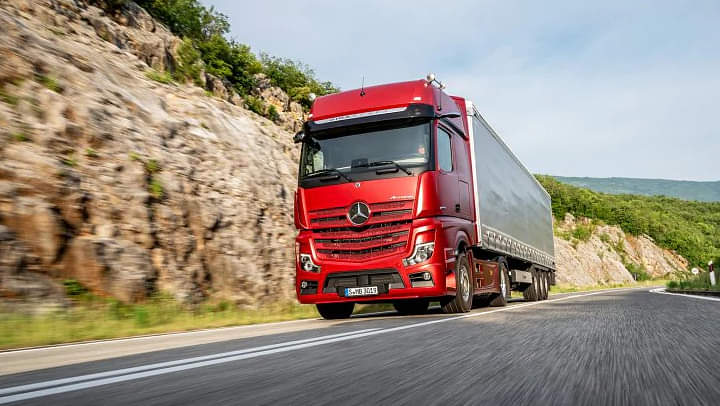 Mercedes-Benz Actros Premium Truck Completes 25 Years