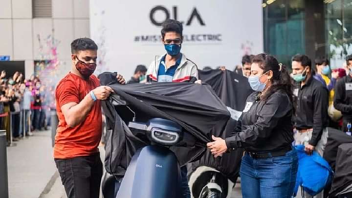 First Batch Of Ola S1 E-Scooters Dispatched: Bhavish Aggarwal