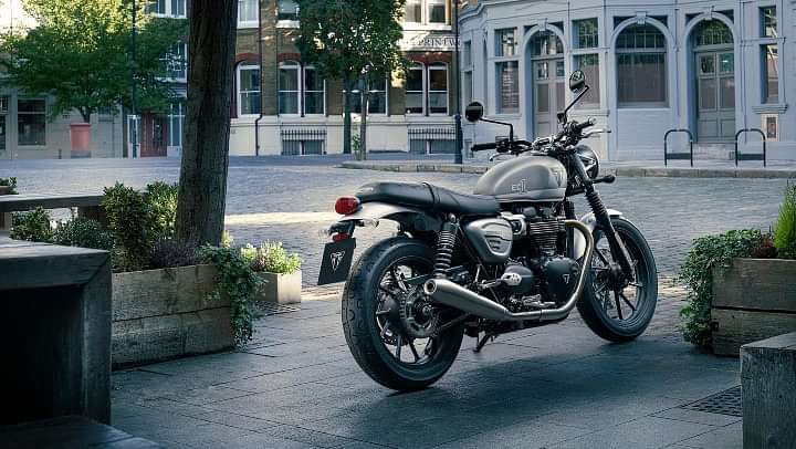 Triumph Street Twin, Street Scrambler To Get New Names - Read Details