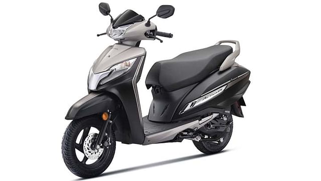 honda activa 125 premium edition Pearl Amazing White with Matte Steel Black Metallic with Matte Earl Silver Metallic