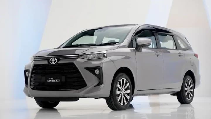 Toyota Avanza Expected Price in India, Avanza Launch Date, Exclusive ...