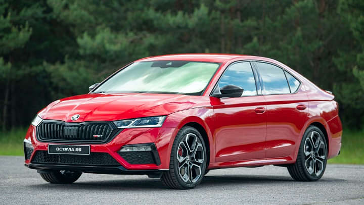 Waiting For 2022 Skoda Octavia vRS? Here's Bad News For You