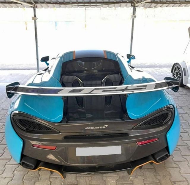 620R rear