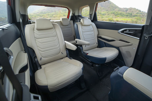 KIA CARENS SEATS