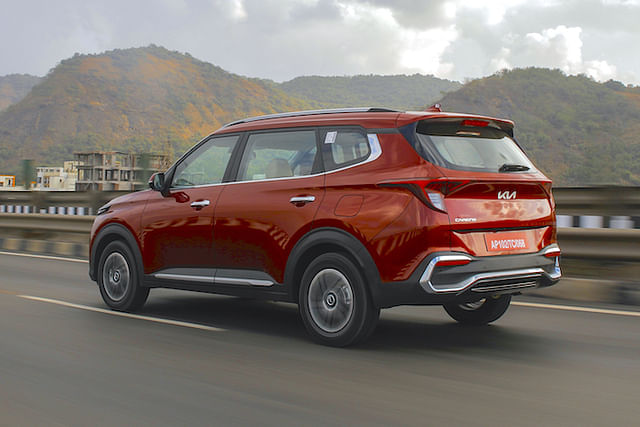kia carens review 