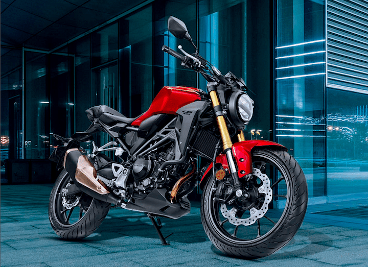 Honda Officially Launches the 2022 CB300R At Rs 2.77 Lakh